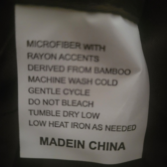 Lux Club 4 Piece Twin Sheet Set - Picture 3 of 3